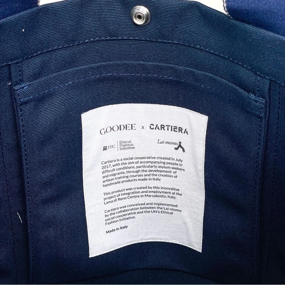 NWT LAST ONE Bassi Market Handcrafted Tote in Navy Blue - Picture 5 of 6